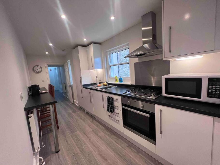 Beautiful Flat In City Centre ブライトン エクステリア 写真